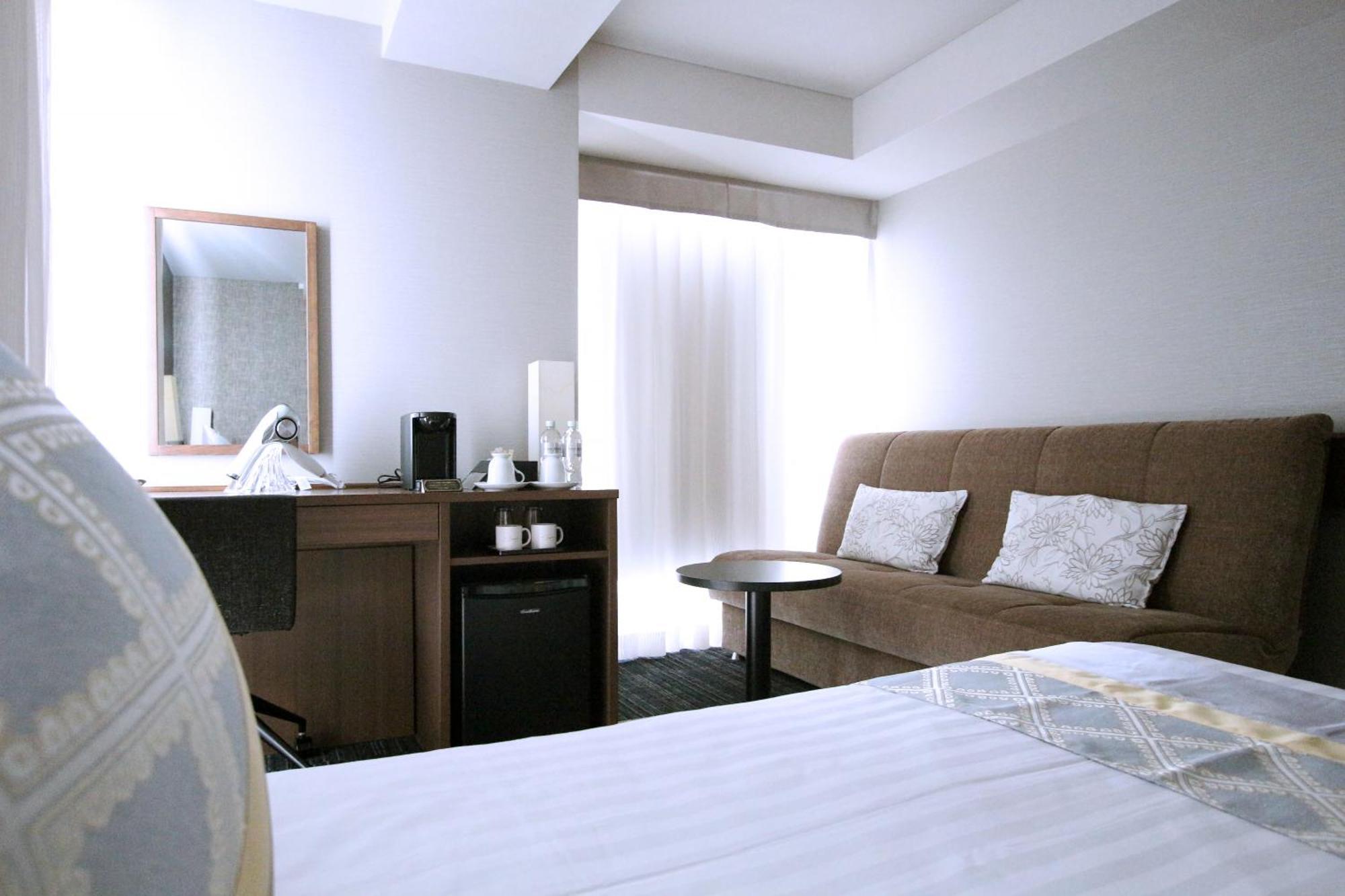 Koko Hotel Ginza-1Chome Токіо Екстер'єр фото
